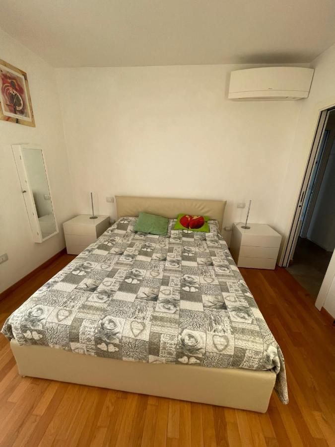 Kasia Porta Sul Mare Di Livorno Free Parking מראה חיצוני תמונה