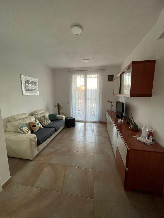 Kasia Porta Sul Mare Di Livorno Free Parking מראה חיצוני תמונה