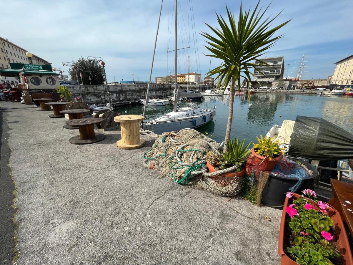 Kasia Porta Sul Mare Di Livorno Free Parking מראה חיצוני תמונה
