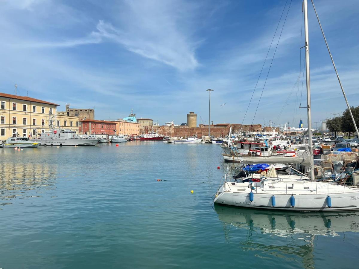 Kasia Porta Sul Mare Di Livorno Free Parking מראה חיצוני תמונה