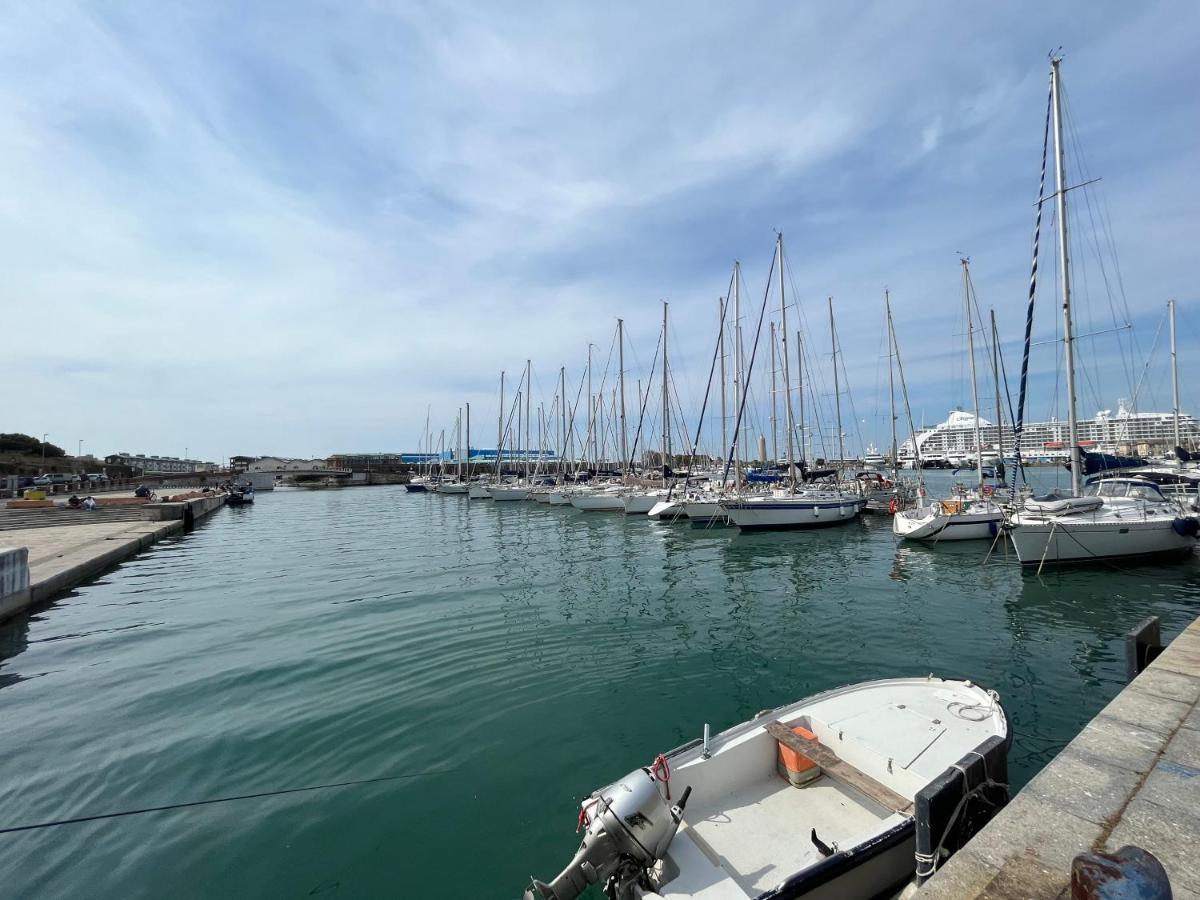 Kasia Porta Sul Mare Di Livorno Free Parking מראה חיצוני תמונה
