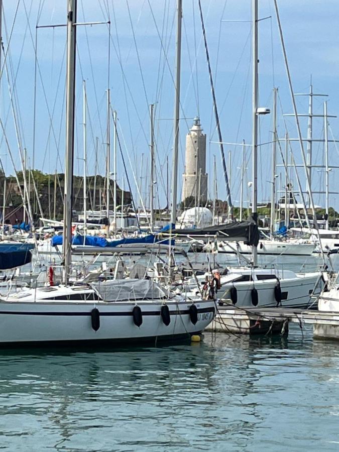 Kasia Porta Sul Mare Di Livorno Free Parking מראה חיצוני תמונה