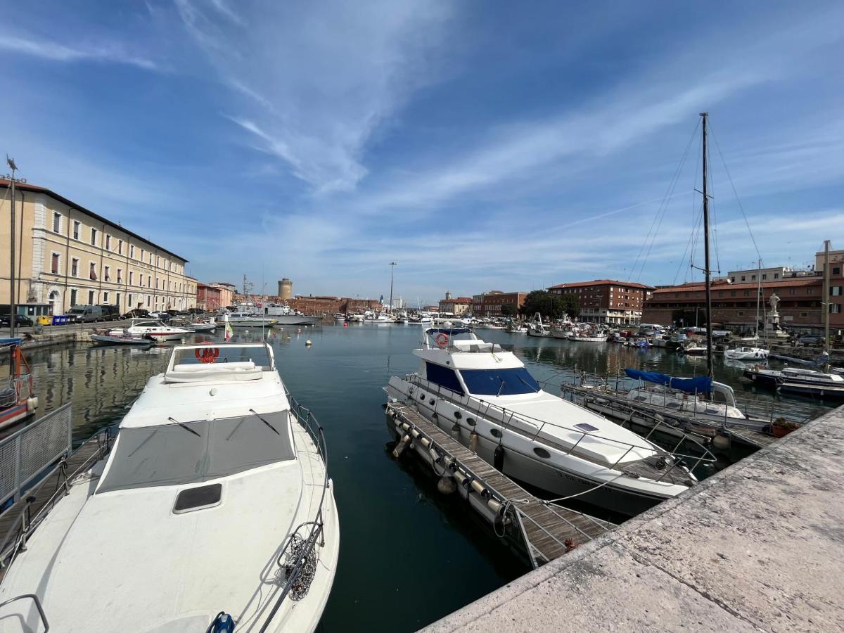 Kasia Porta Sul Mare Di Livorno Free Parking מראה חיצוני תמונה