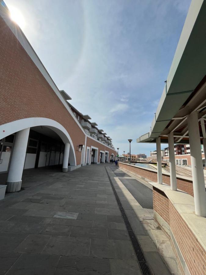 Kasia Porta Sul Mare Di Livorno Free Parking מראה חיצוני תמונה